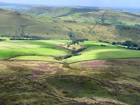 CYMRU, tedy WALES letecky